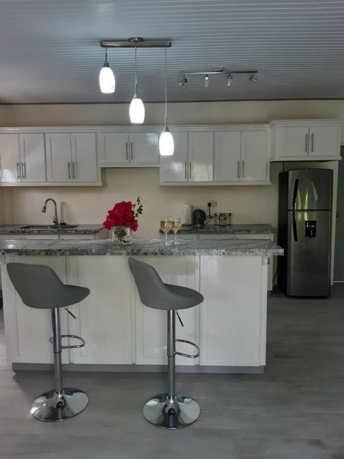 Tranquility Suites- Feels Like Home Choiseul Экстерьер фото