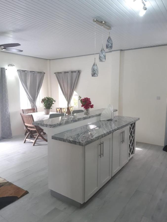 Tranquility Suites- Feels Like Home Choiseul Экстерьер фото
