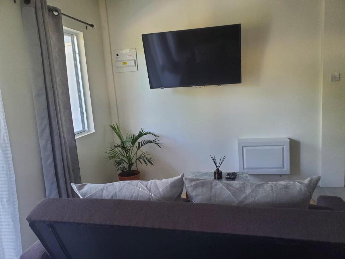 Tranquility Suites- Feels Like Home Choiseul Экстерьер фото