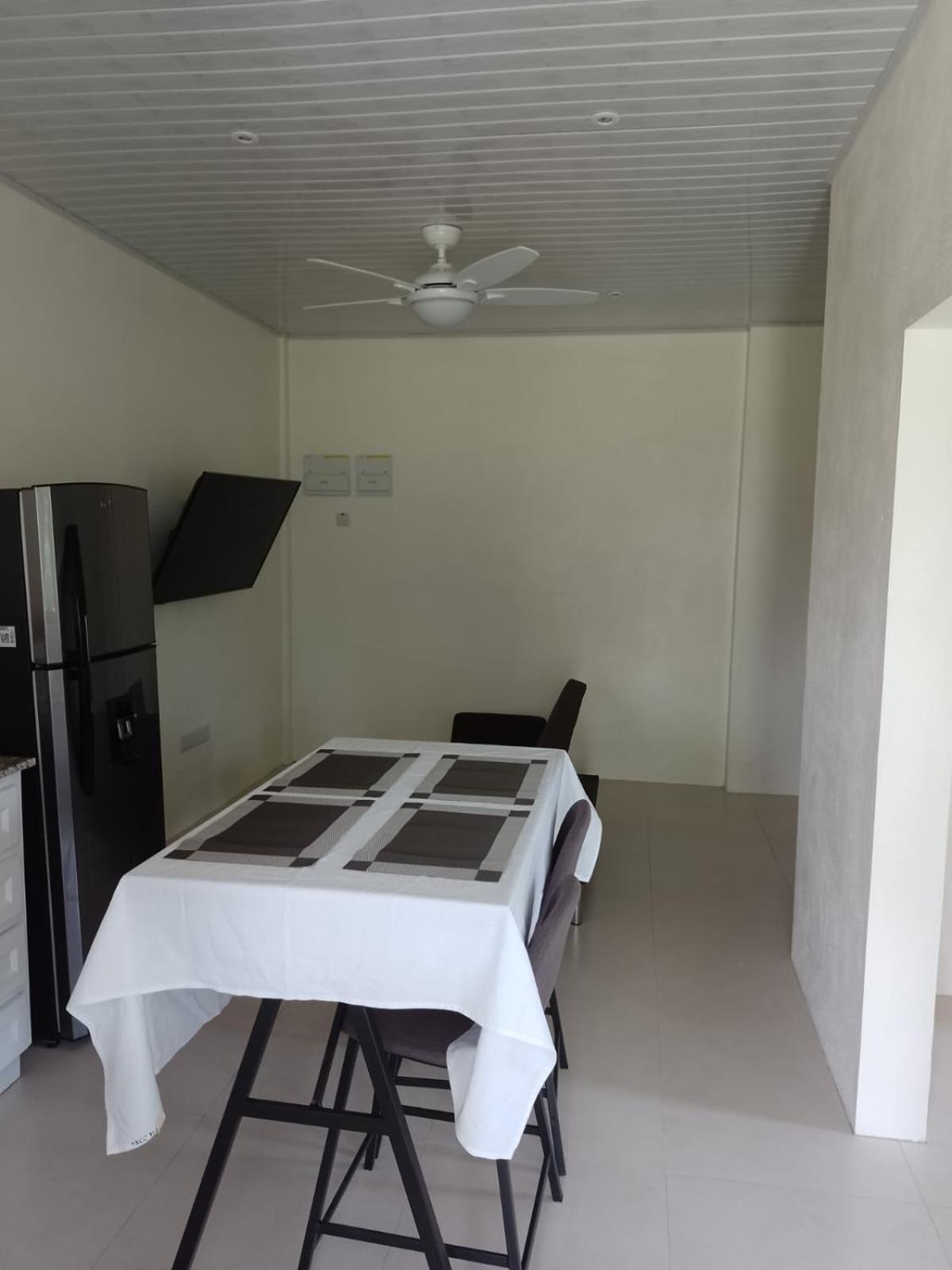 Tranquility Suites- Feels Like Home Choiseul Номер фото